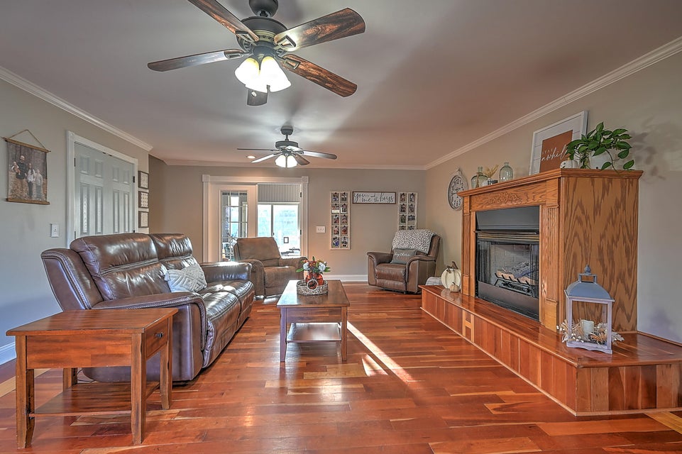 Photo #7: 1008 Prince Avenue