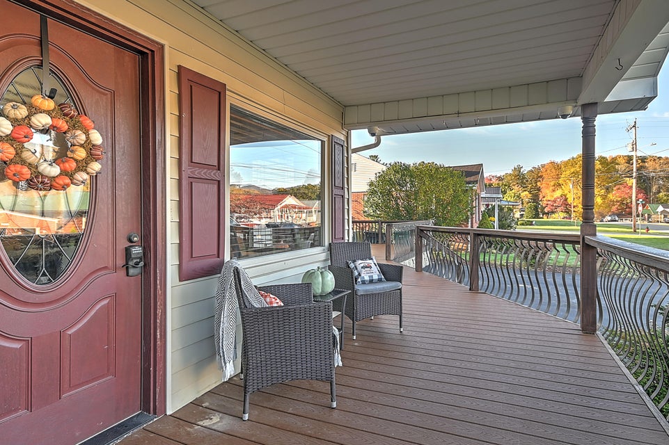Photo #5: 1008 Prince Avenue