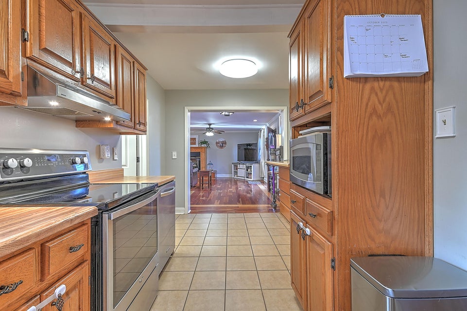 Photo #19: 1008 Prince Avenue