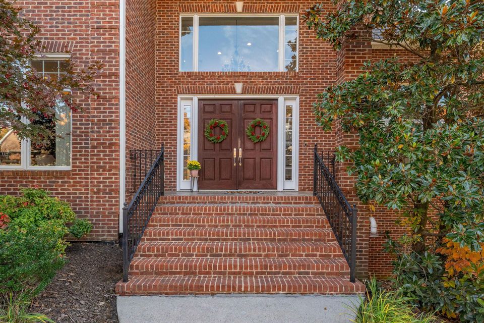 Photo #10: 118 Willows Ridge Court
