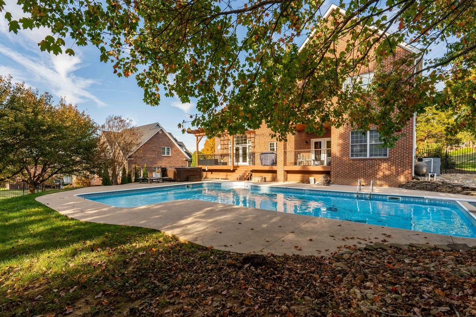 Photo #76: 118 Willows Ridge Court