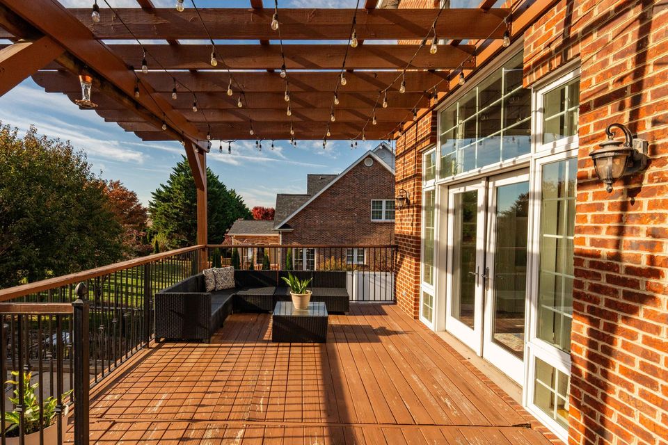 Photo #81: 118 Willows Ridge Court