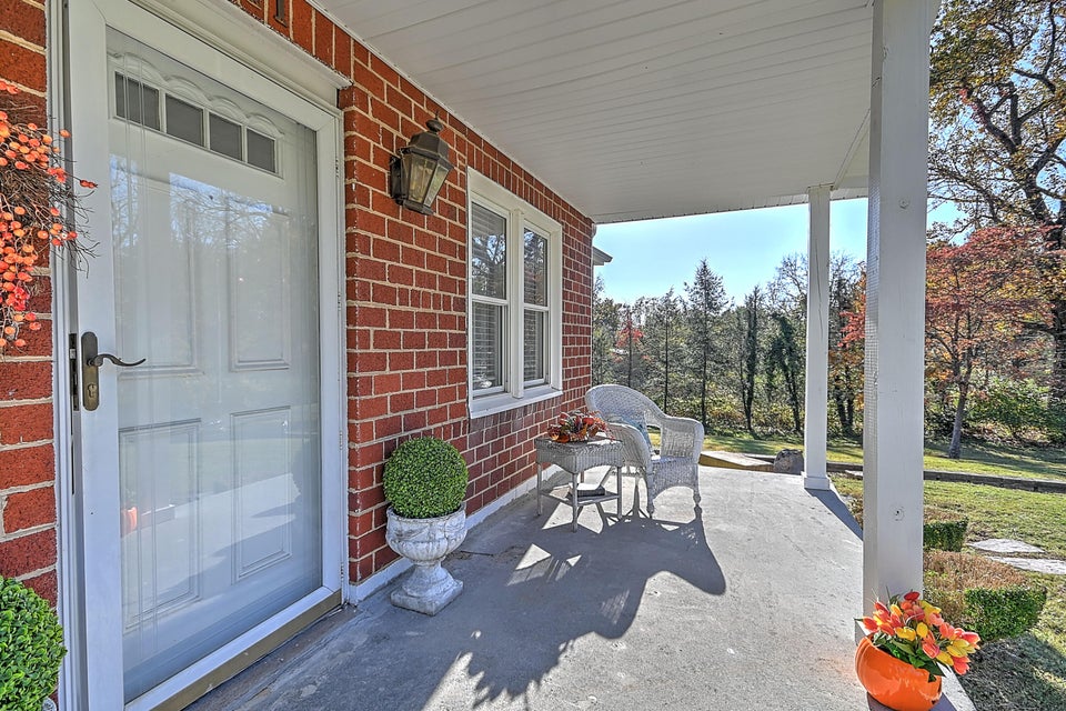 Photo #4: 1041 Oakland Drive
