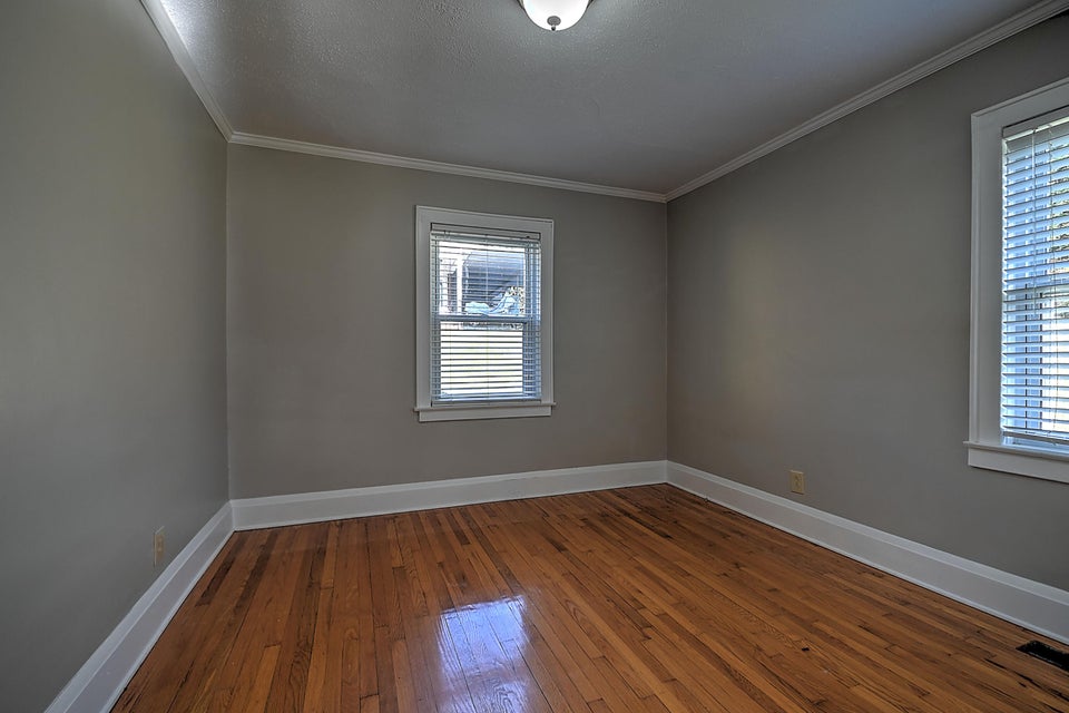 Photo #26: 1041 Oakland Drive
