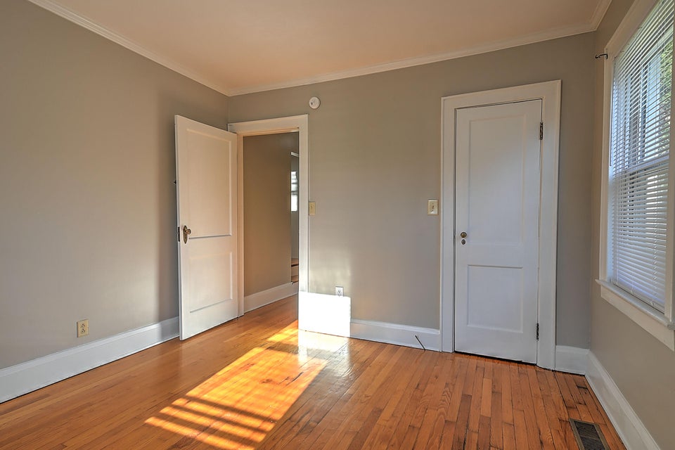Photo #32: 1041 Oakland Drive