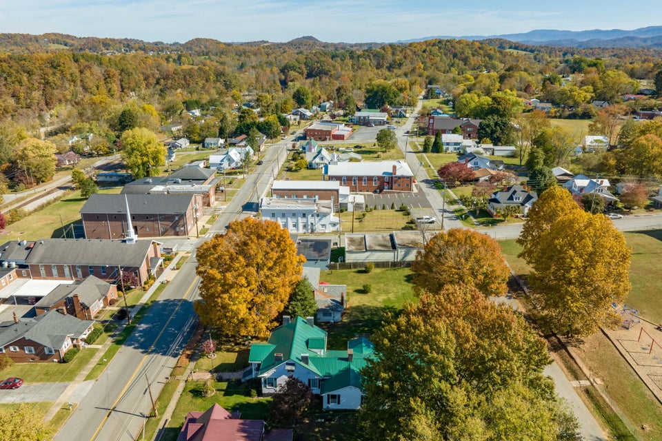 Photo #45: 212 Main Street