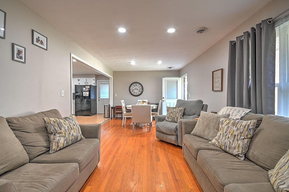 Photo #11: 210 Edward Street
