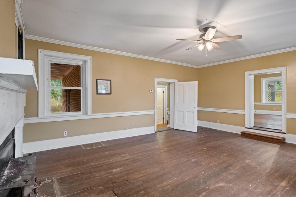Photo #27: 401 Arrowood Road