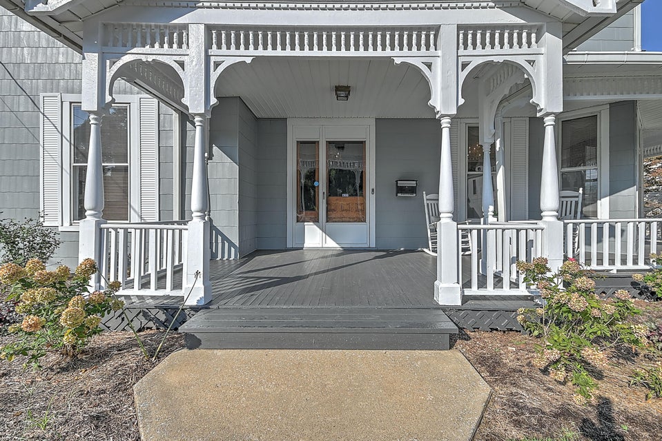 Photo #44: 518 Alabama Street