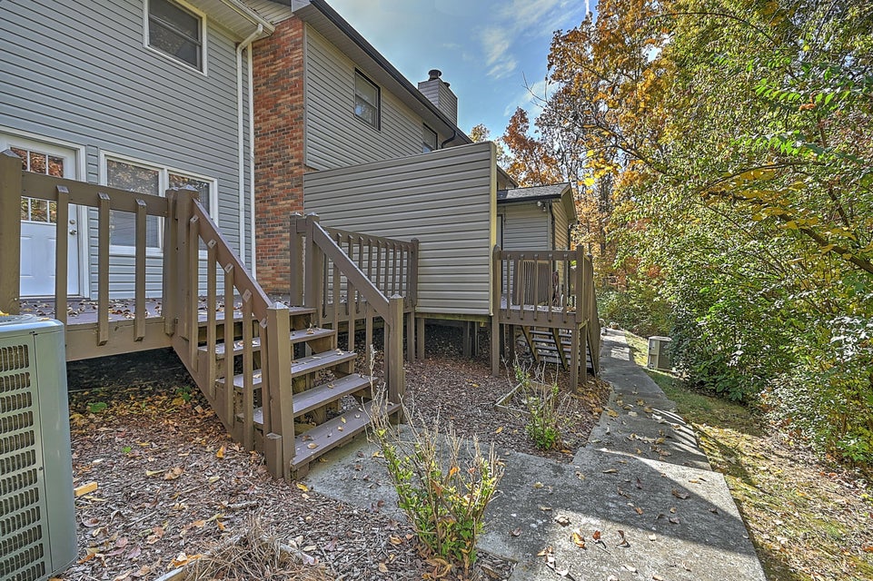 Photo #37: 2205 Greenbriar Circle