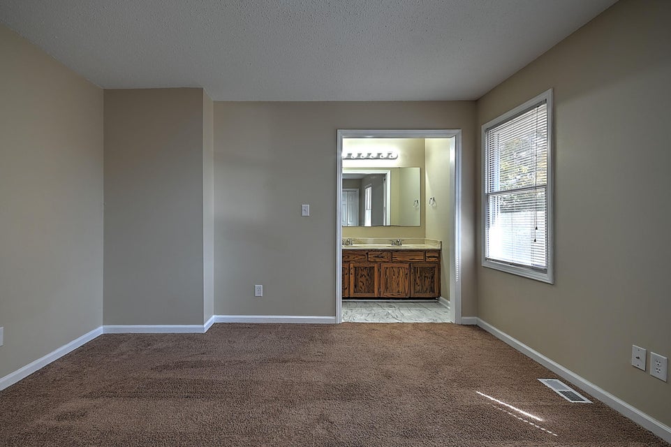 Photo #21: 2205 Greenbriar Circle