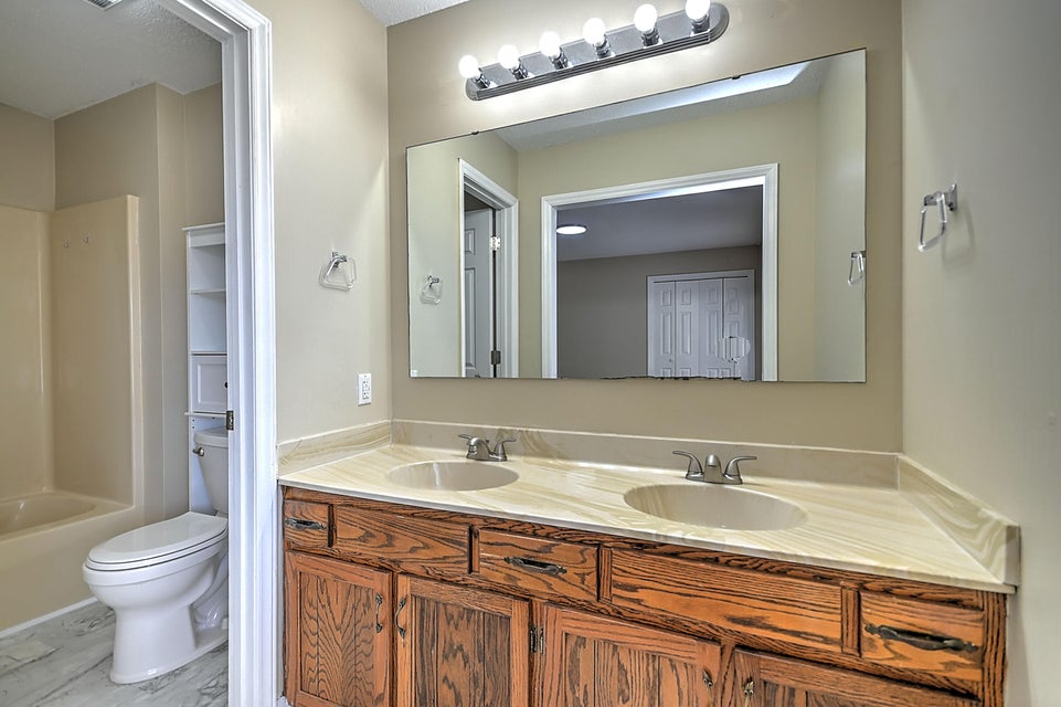 Photo #23: 2205 Greenbriar Circle