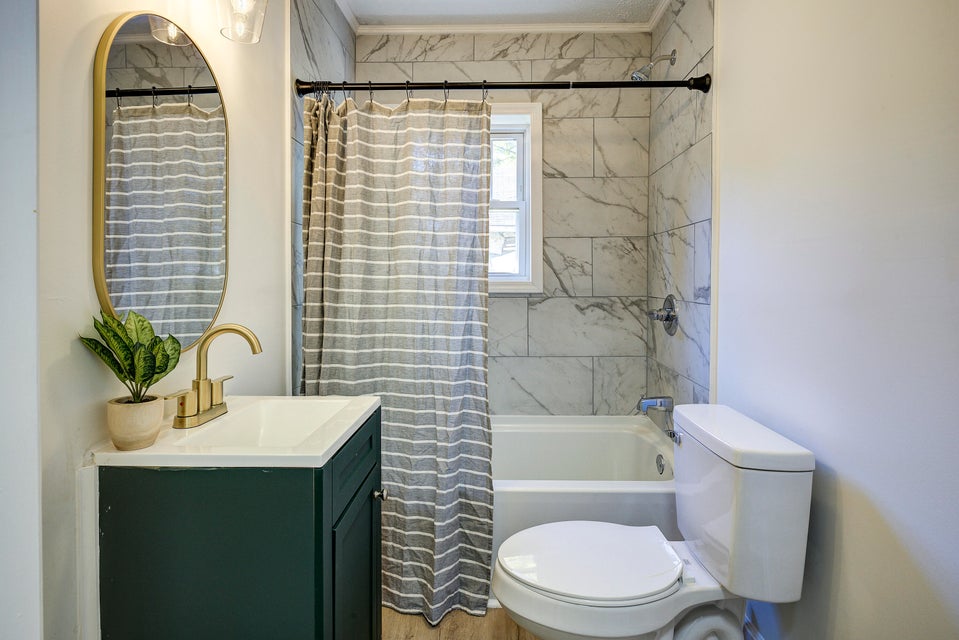Photo #16: 613 Elm Avenue