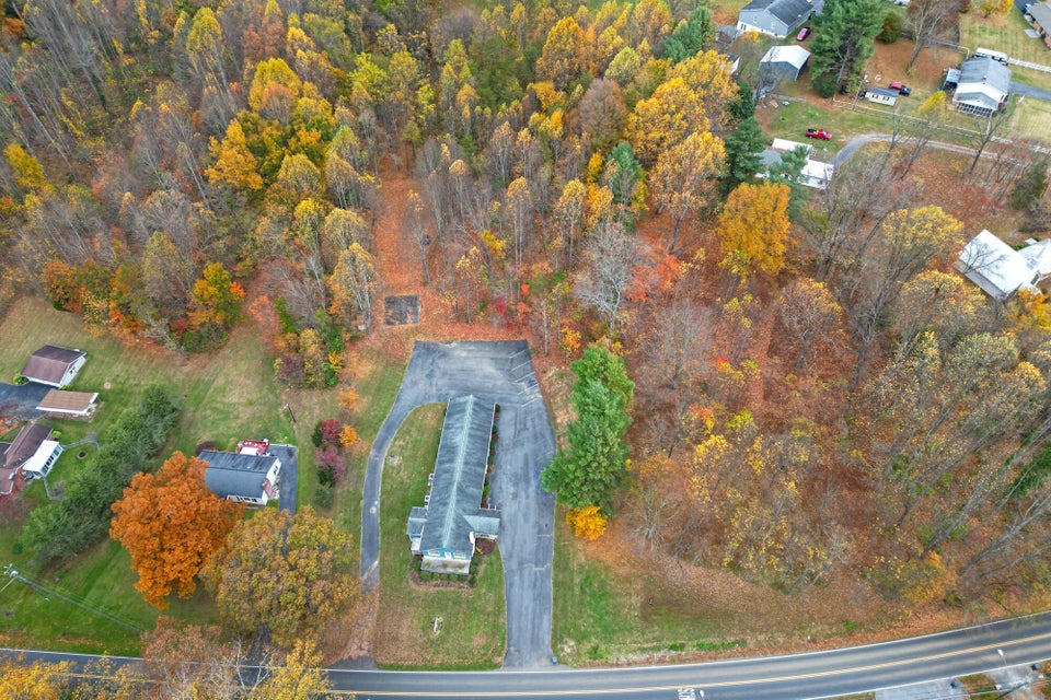Photo #31: 1745 King College Road