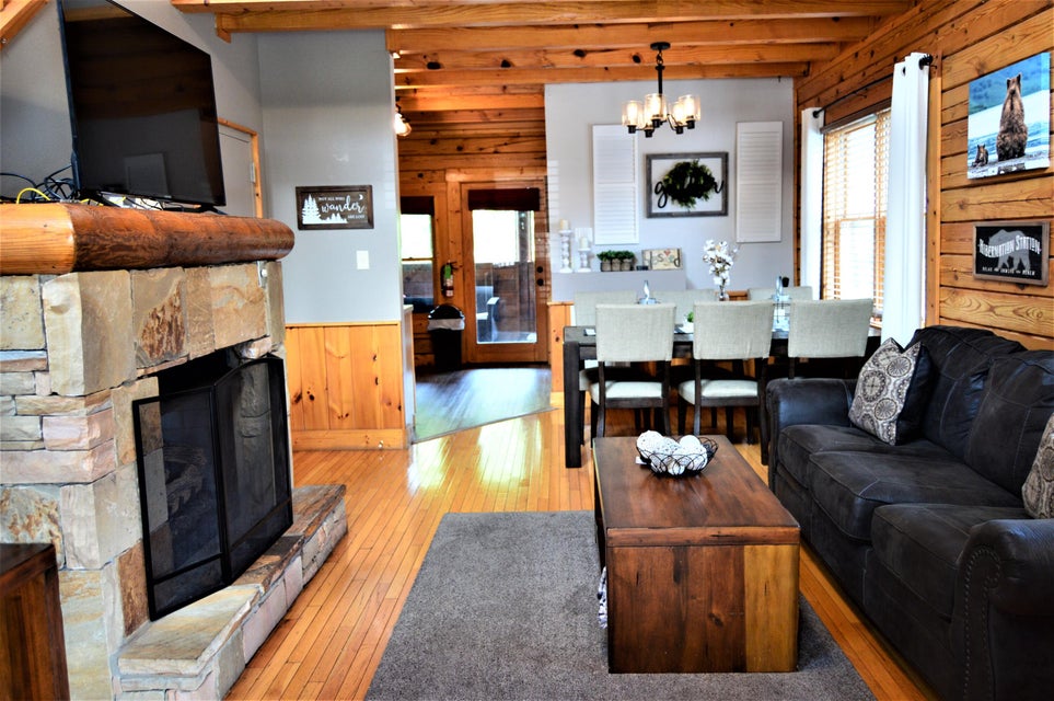 Photo #3: 326 Big Bear Way