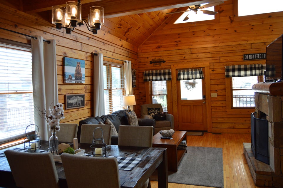 Photo #9: 326 Big Bear Way