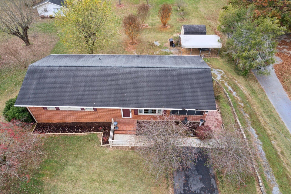 Photo #46: 329 Piney Avenue