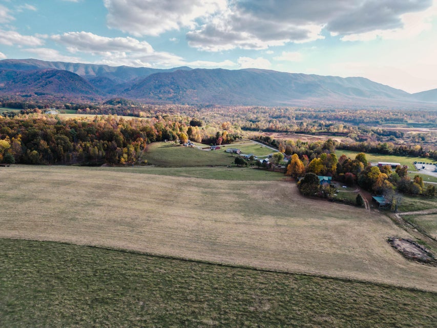 Photo #18: 3225 Greystone Road