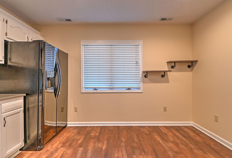 Photo #12: 411 Laurelwood Drive