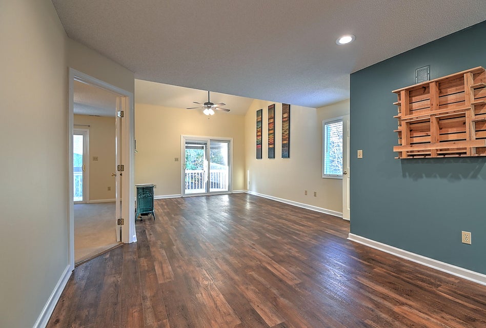 Photo #17: 411 Laurelwood Drive
