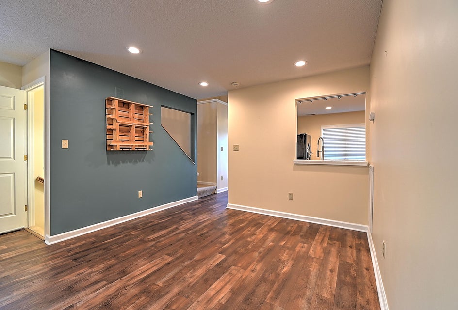Photo #21: 411 Laurelwood Drive