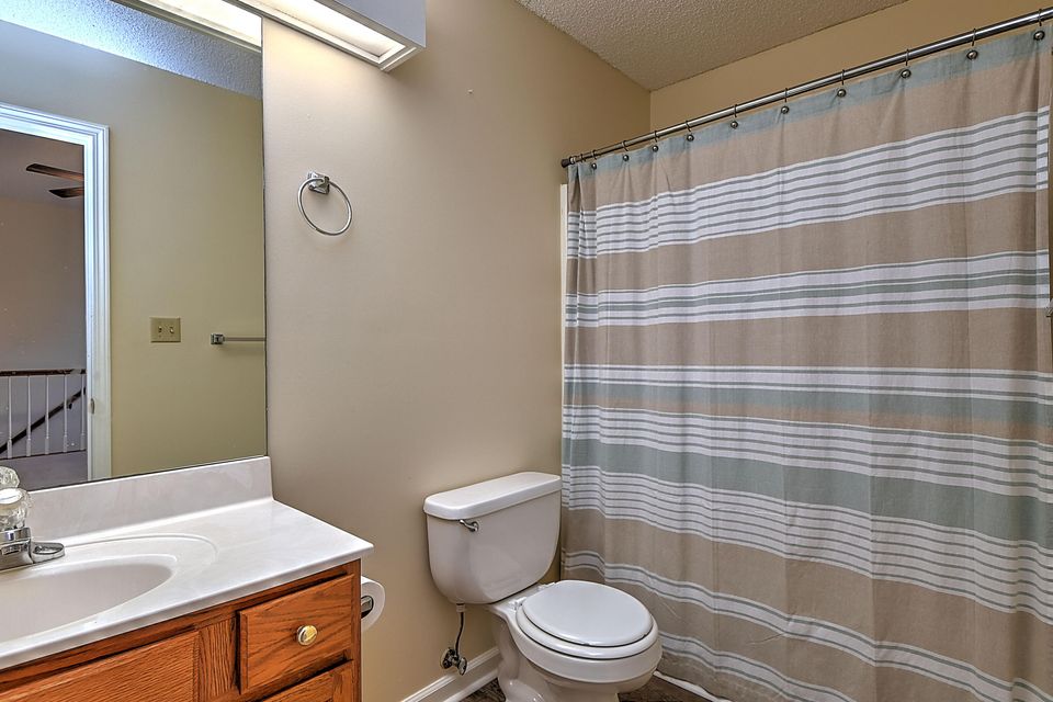 Photo #43: 411 Laurelwood Drive