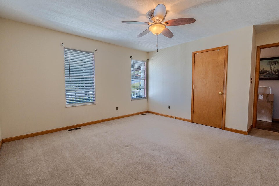 Photo #11: 6230 Nightingale Street