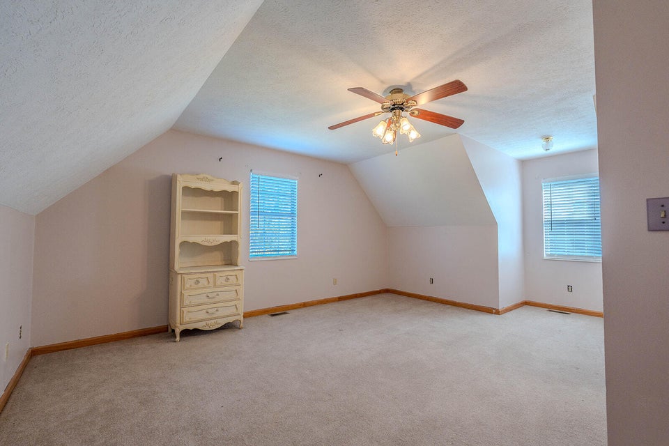 Photo #27: 6230 Nightingale Street