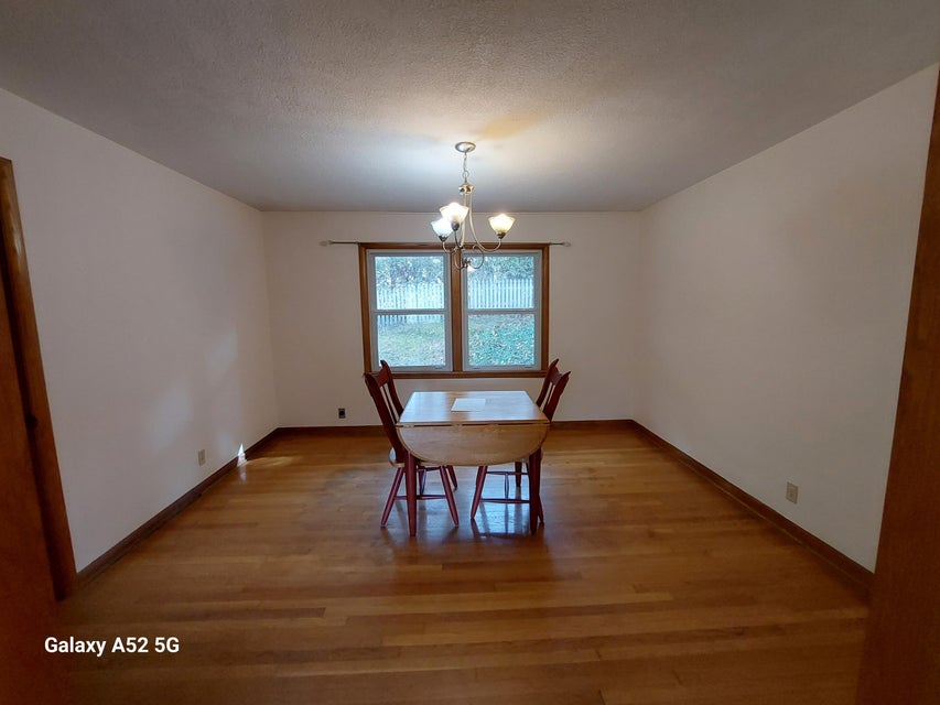 Photo #9: 1704 Acorn Court