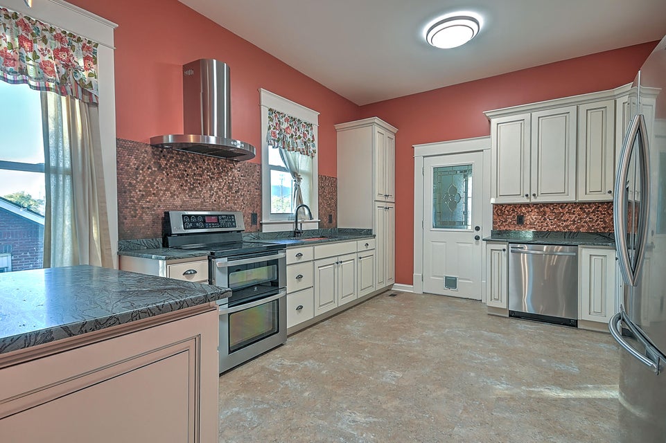 Photo #26: 518 Fairmont Ave. Avenue