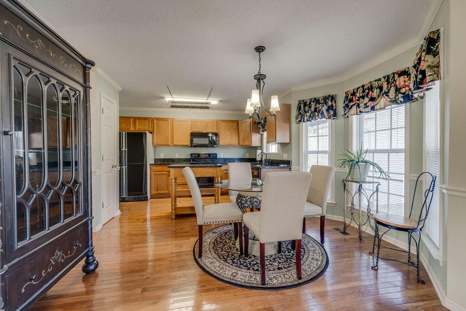 Photo #16: 208 Wiltshire Drive