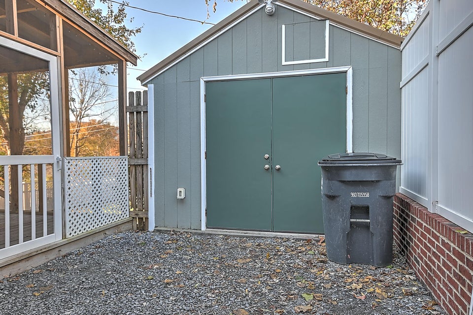 Photo #77: 518 Fairmont Ave. Avenue