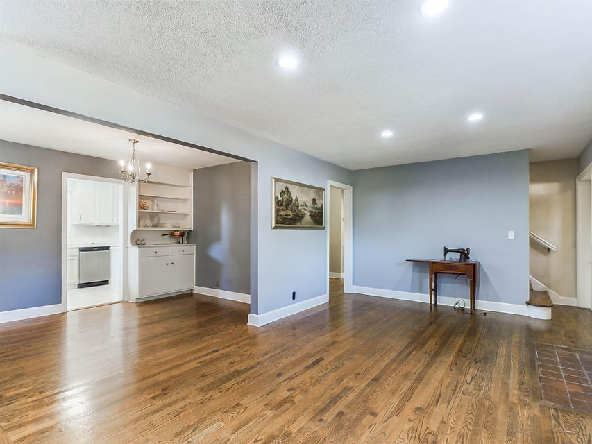 Photo #15: 997 Sullivan Street