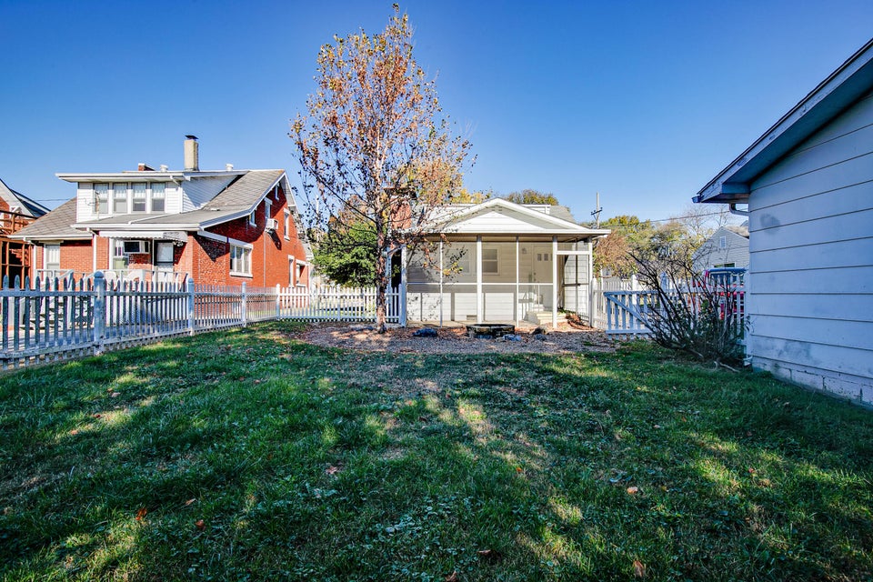 Photo #44: 997 Sullivan Street