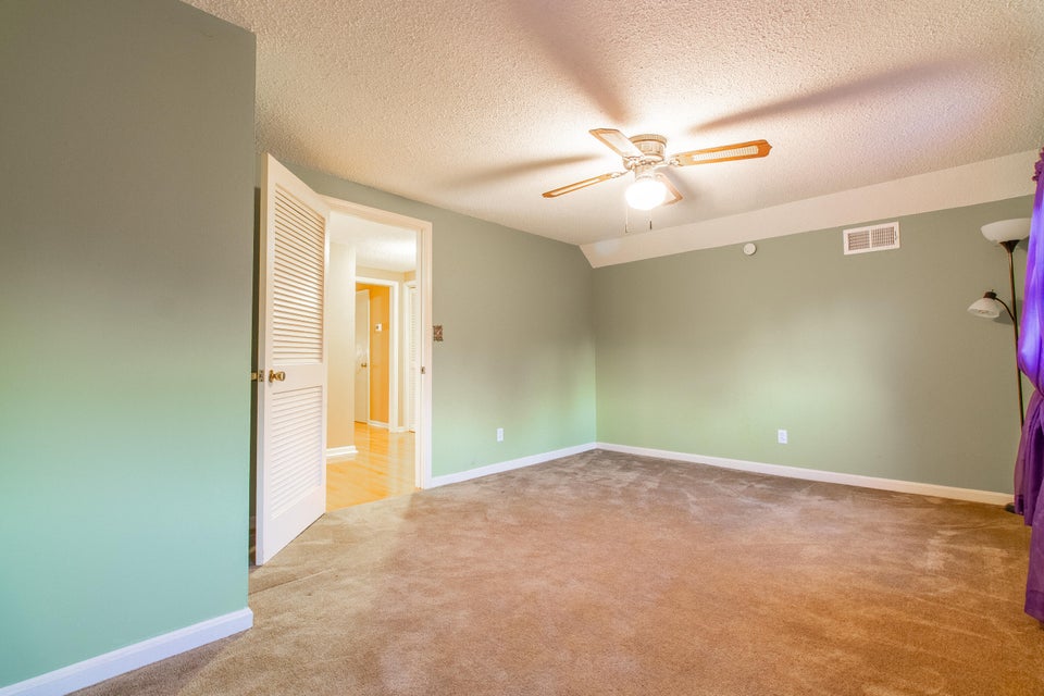 Photo #28: 1405 Woodmont Drive