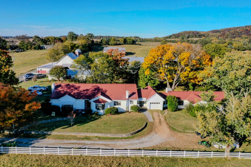 Photo #21: 850 Seahorn Road
