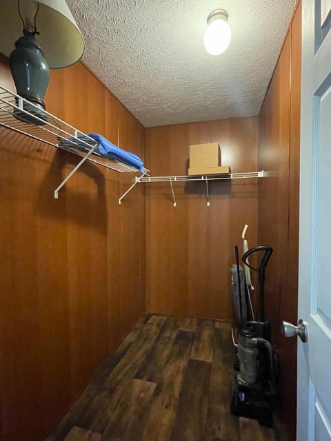Photo #14: 5634 Orebank Road