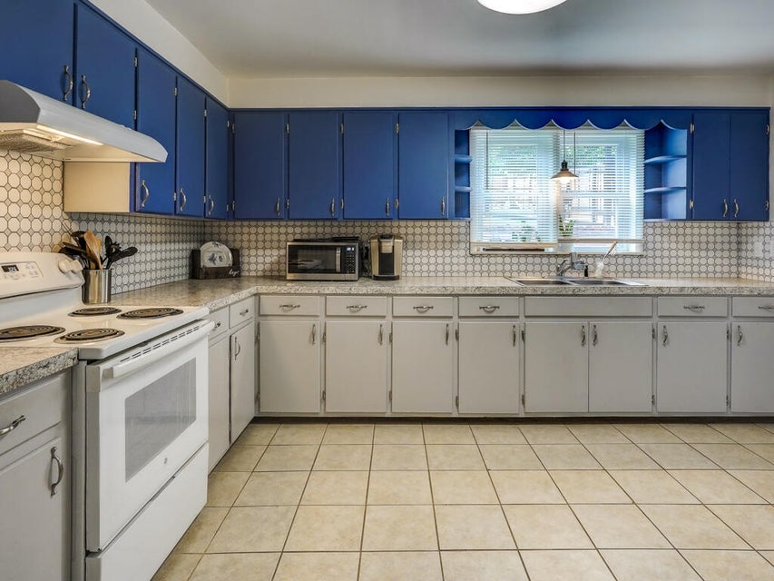 Photo #24: 2105 Watauga Avenue