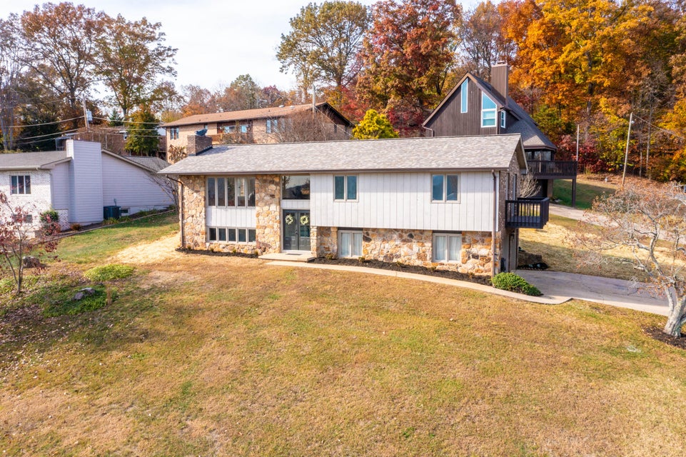 Photo #35: 1120 Drumcastle Avenue