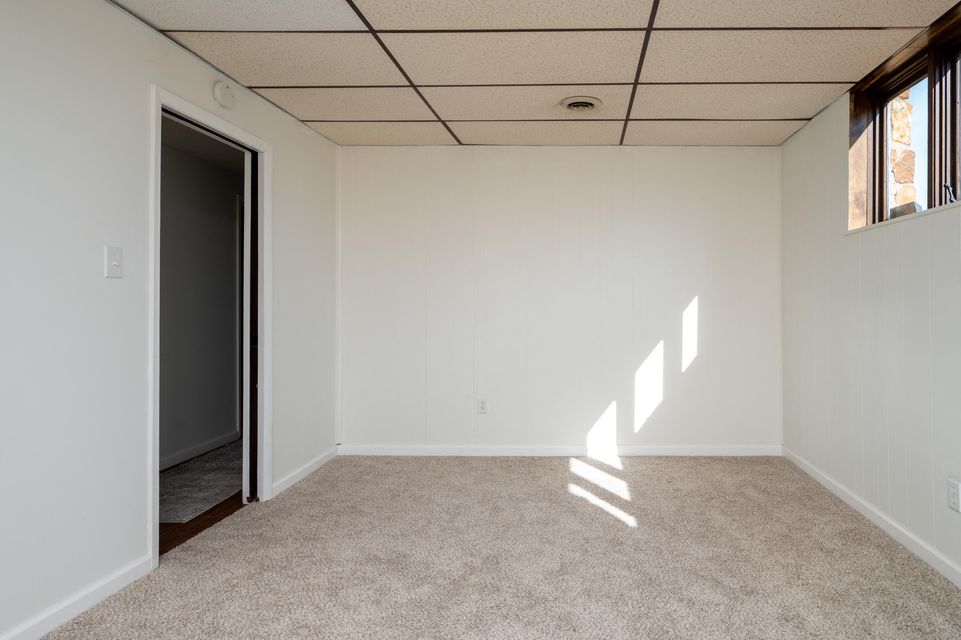 Photo #32: 1120 Drumcastle Avenue