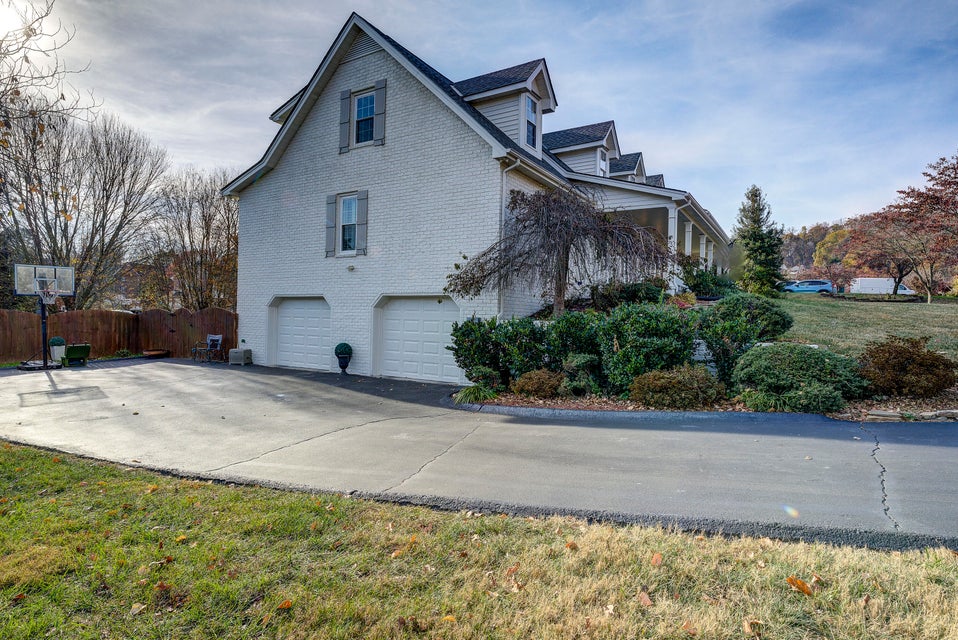 Photo #4: 3311 Berkshire Circle
