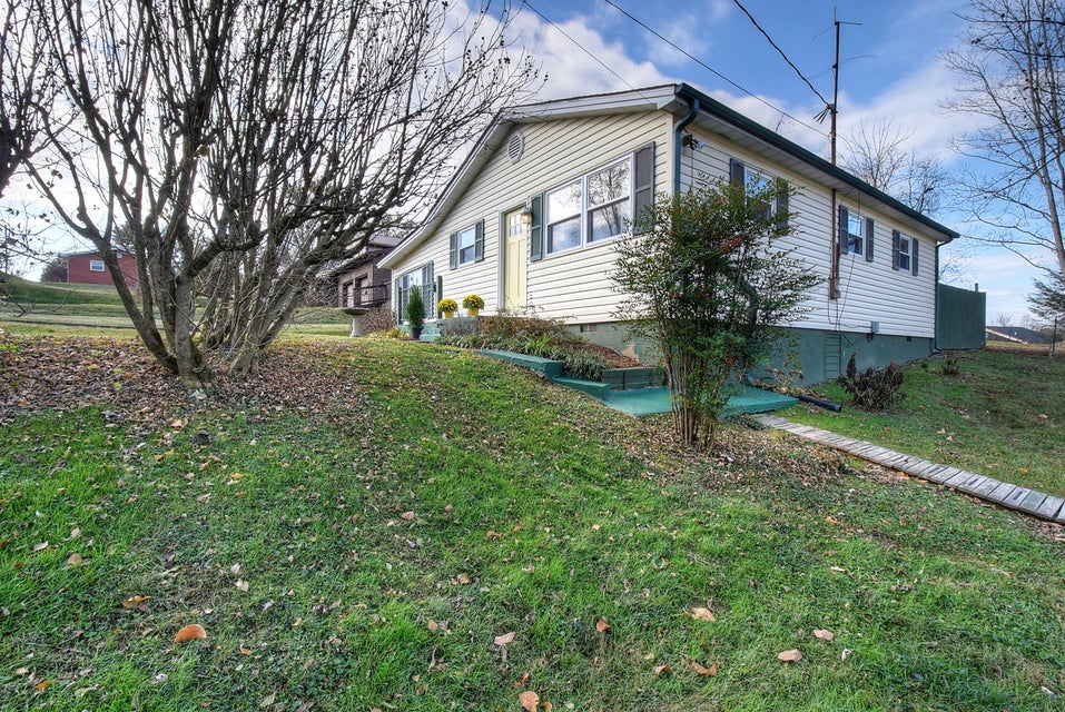 Photo #5: 1010 Embreville Road