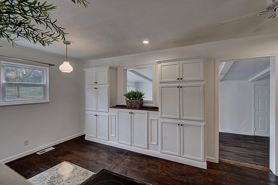 Photo #17: 1010 Embreville Road