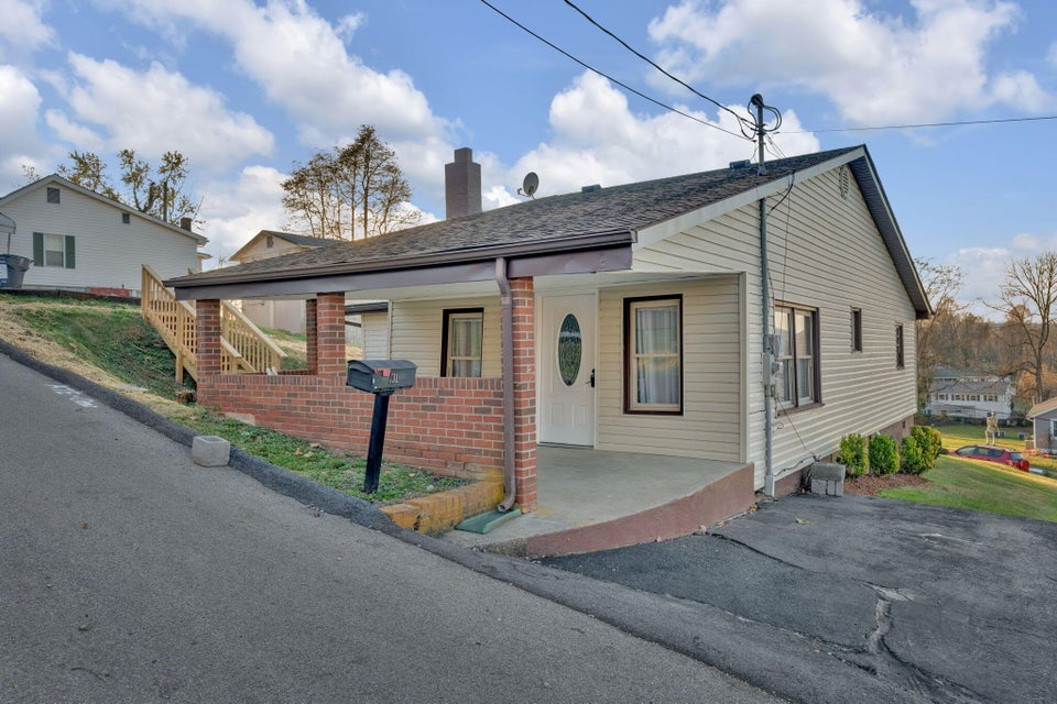Photo #32: 131 Lilly Street