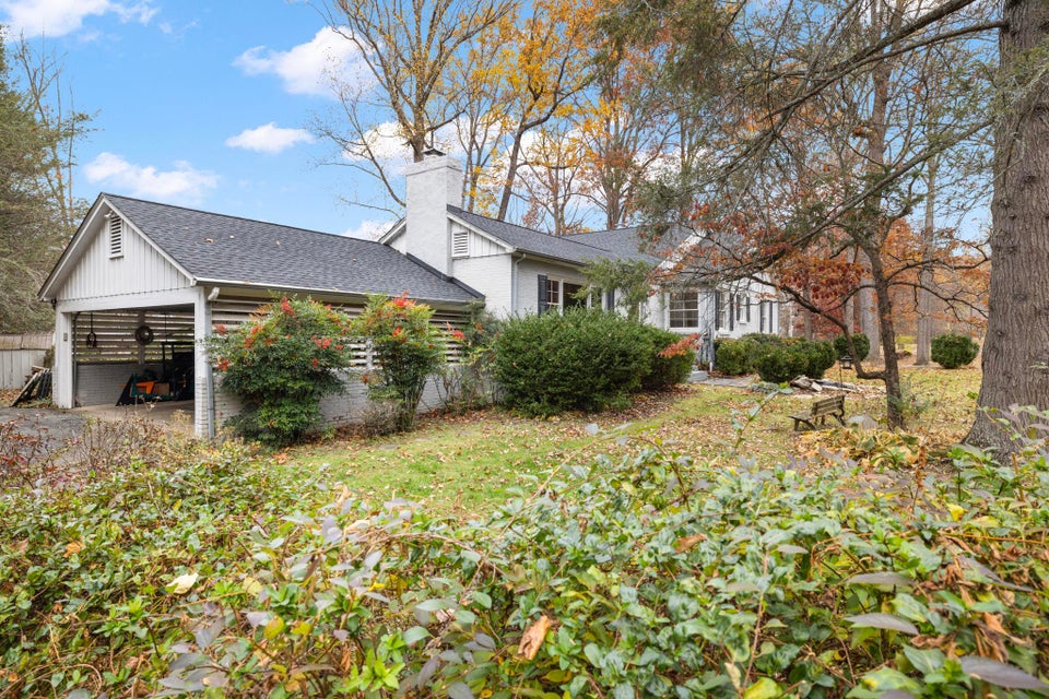 Photo #28: 911 Woodland Avenue