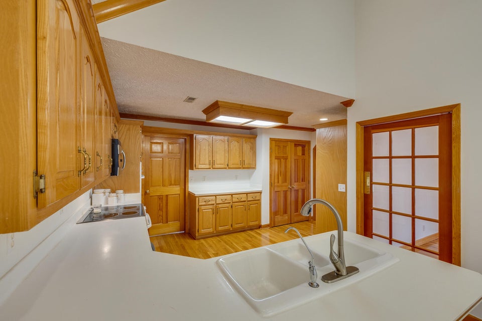 Photo #13: 246 Worthington Drive