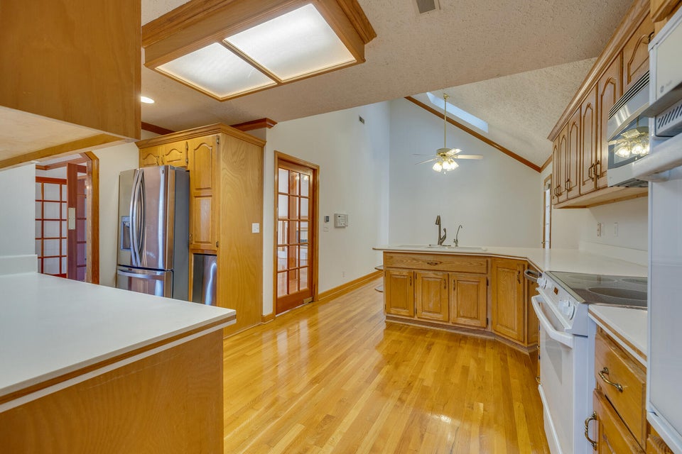 Photo #14: 246 Worthington Drive