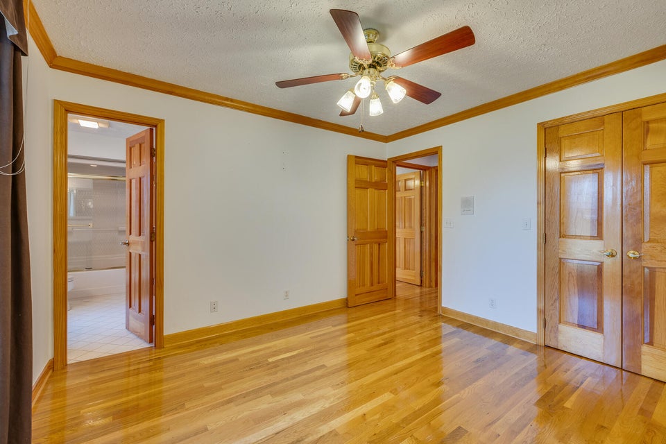 Photo #49: 246 Worthington Drive