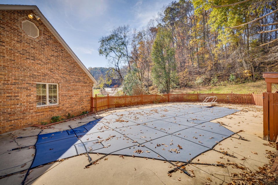 Photo #78: 246 Worthington Drive