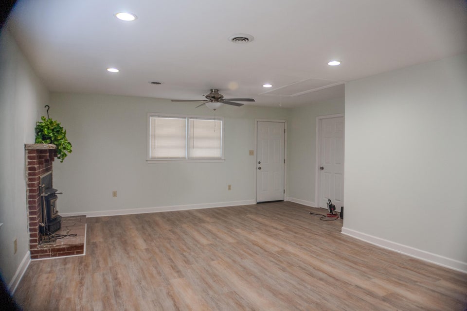 Photo #3: 15414 Siesta Avenue